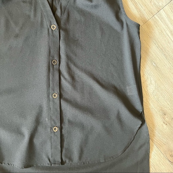 Minkpink Extreme High Low Sleeveless Button Blouse - Picture 7 of 8